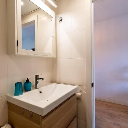 Trendy, Very Well Located Apartment *